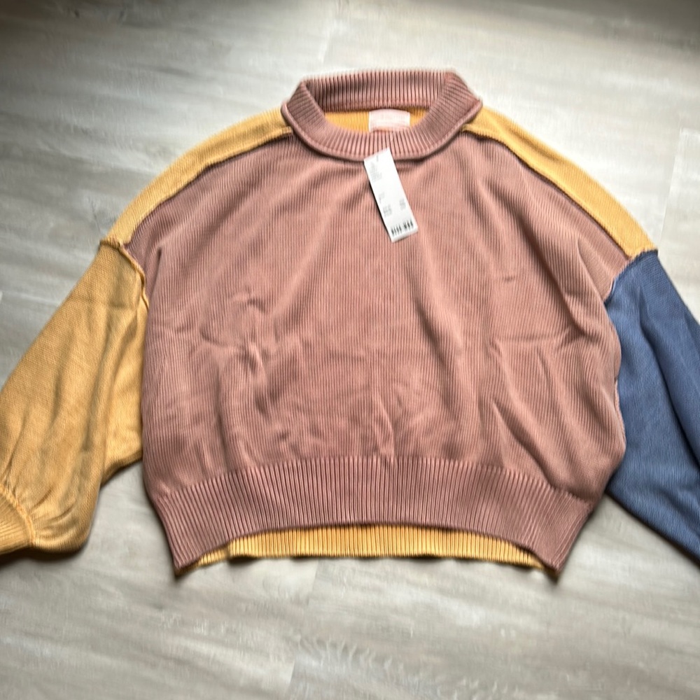 Urban Outfitters Sweater NWT